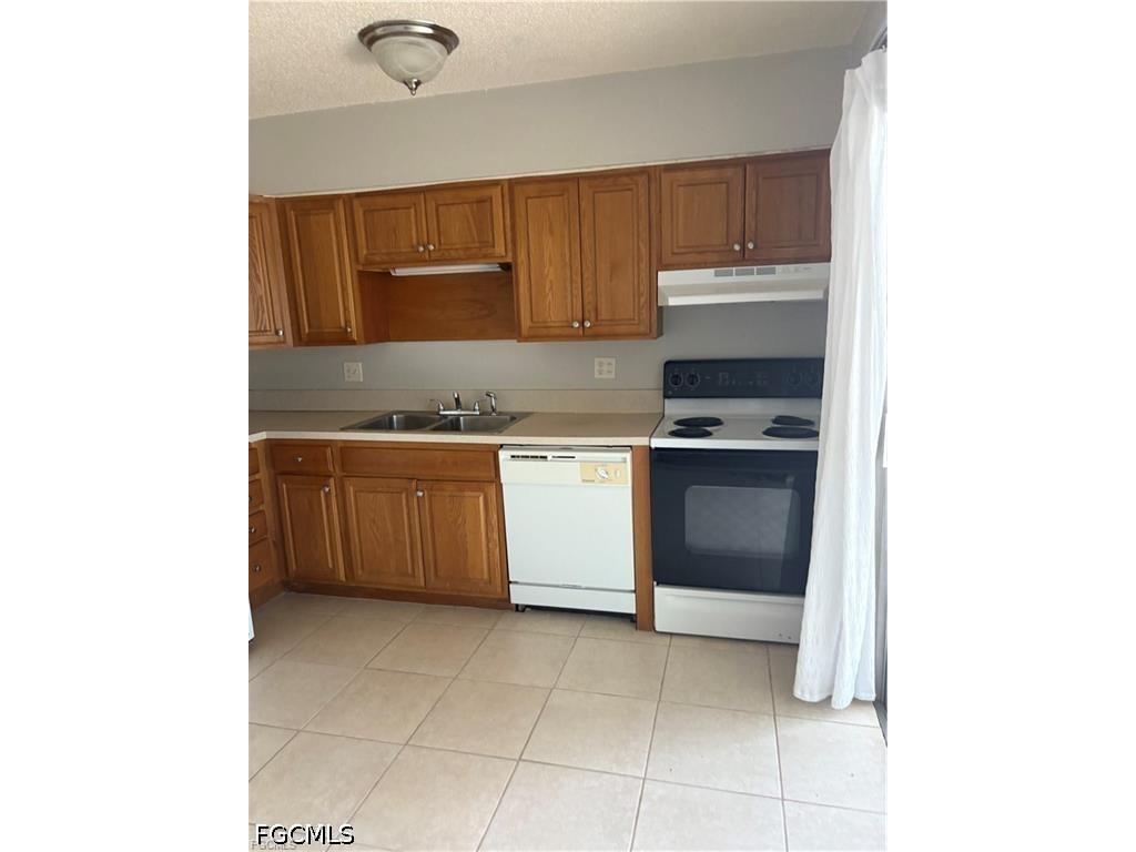 1560 Colonial Boulevard #136 Fort Myers FL 33907 2026021351 image4