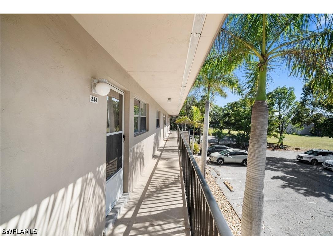 1560 Colonial Boulevard #234 Fort Myers FL 33907 226012907 image2