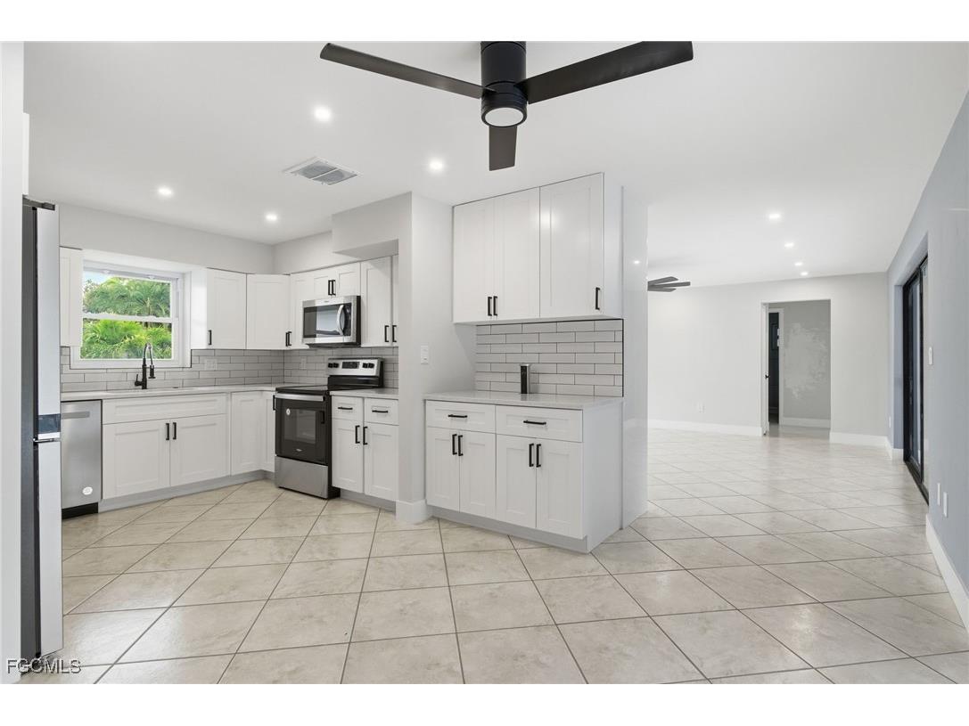 1560 Ricardo Avenue Fort Myers FL 33901 2025010871 image13