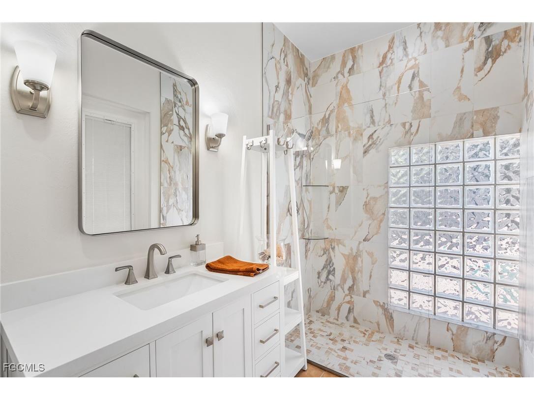 15600 Catalpa Cove Drive Fort Myers FL 33908 2025020712 image32