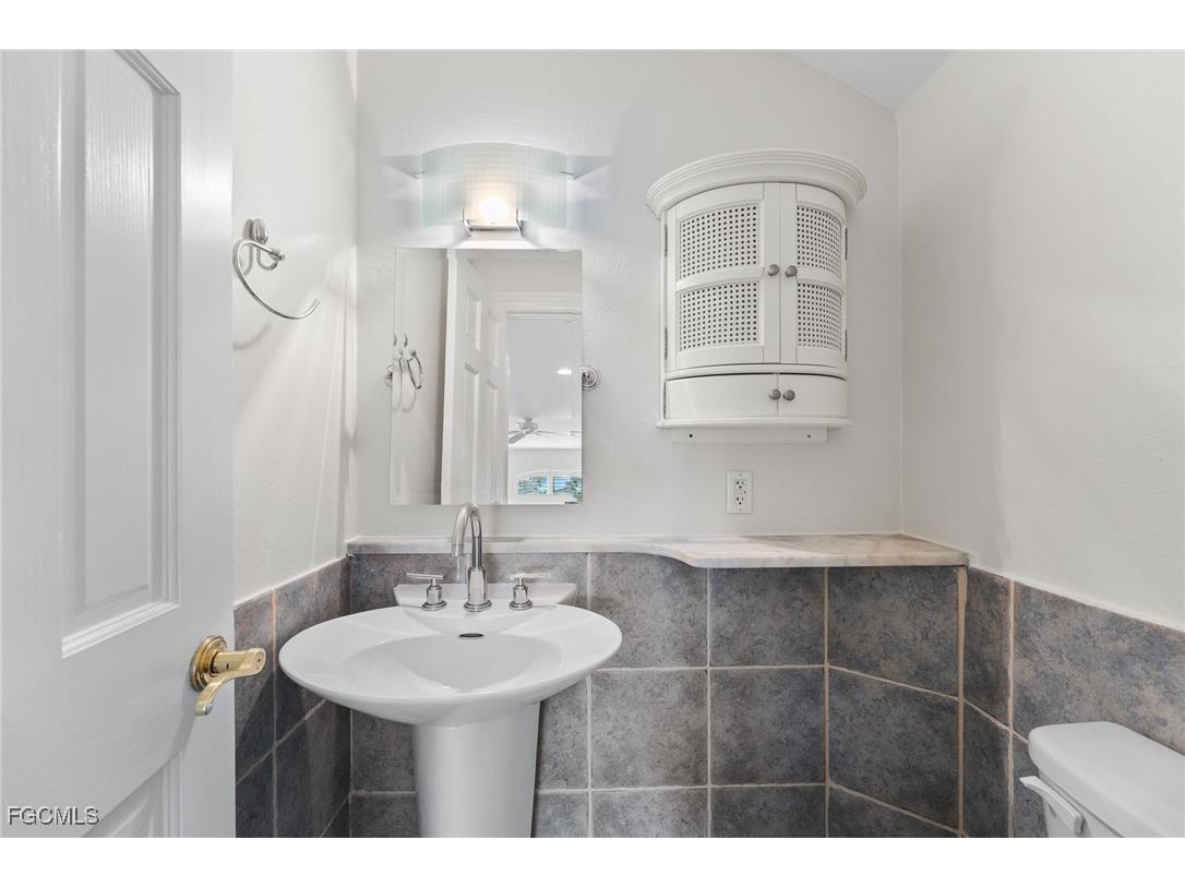 15600 Catalpa Cove Drive Fort Myers FL 33908 2025020712 image40