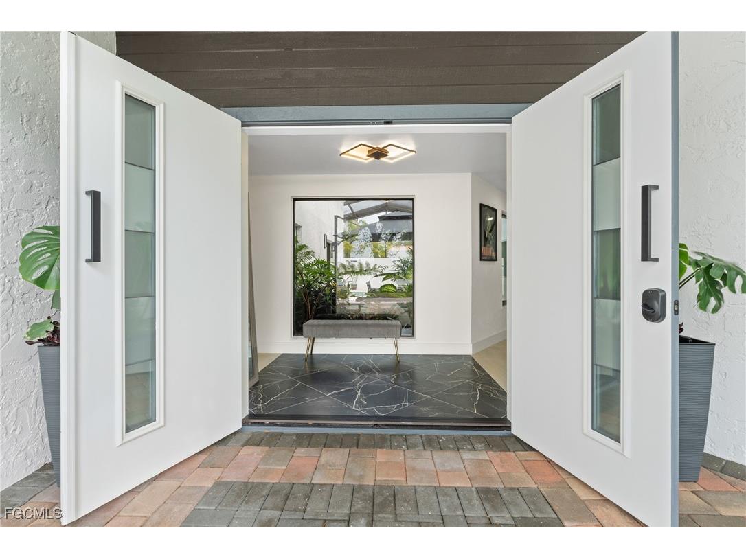 15600 Light Blue Circle Fort Myers FL 33908 2025010763 image12