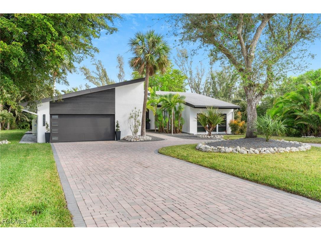 15600 Light Blue Circle Fort Myers FL 33908 2025010763 image2