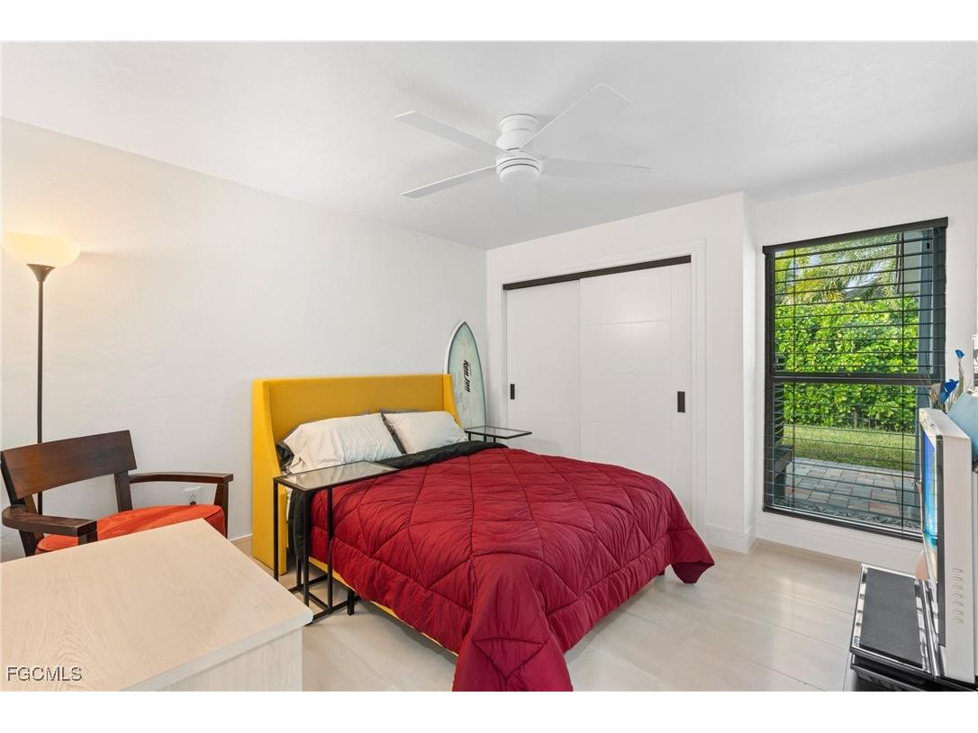 15600 Light Blue Circle Fort Myers FL 33908 2025010763 image35