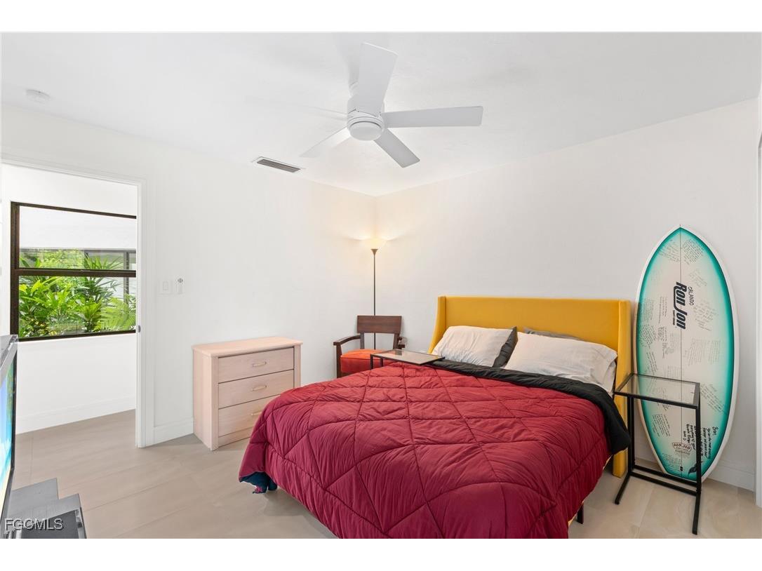 15600 Light Blue Circle Fort Myers FL 33908 2025010763 image36