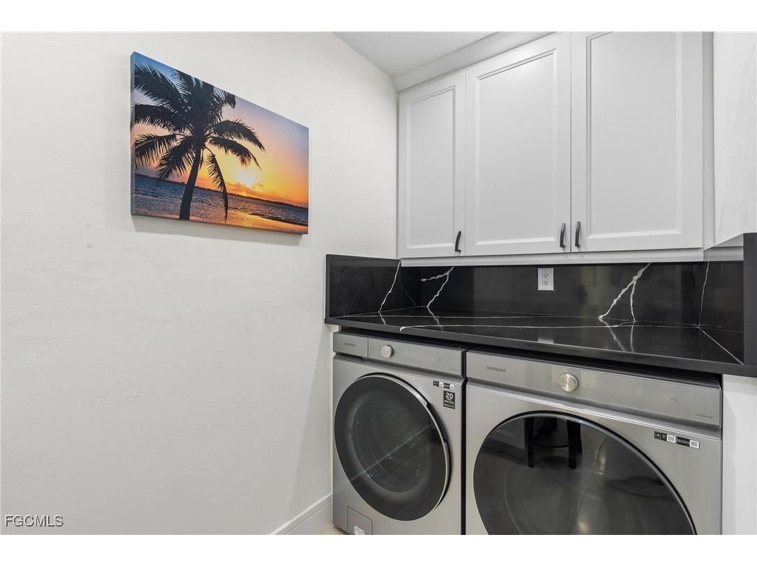 15600 Light Blue Circle Fort Myers FL 33908 2025010763 image39