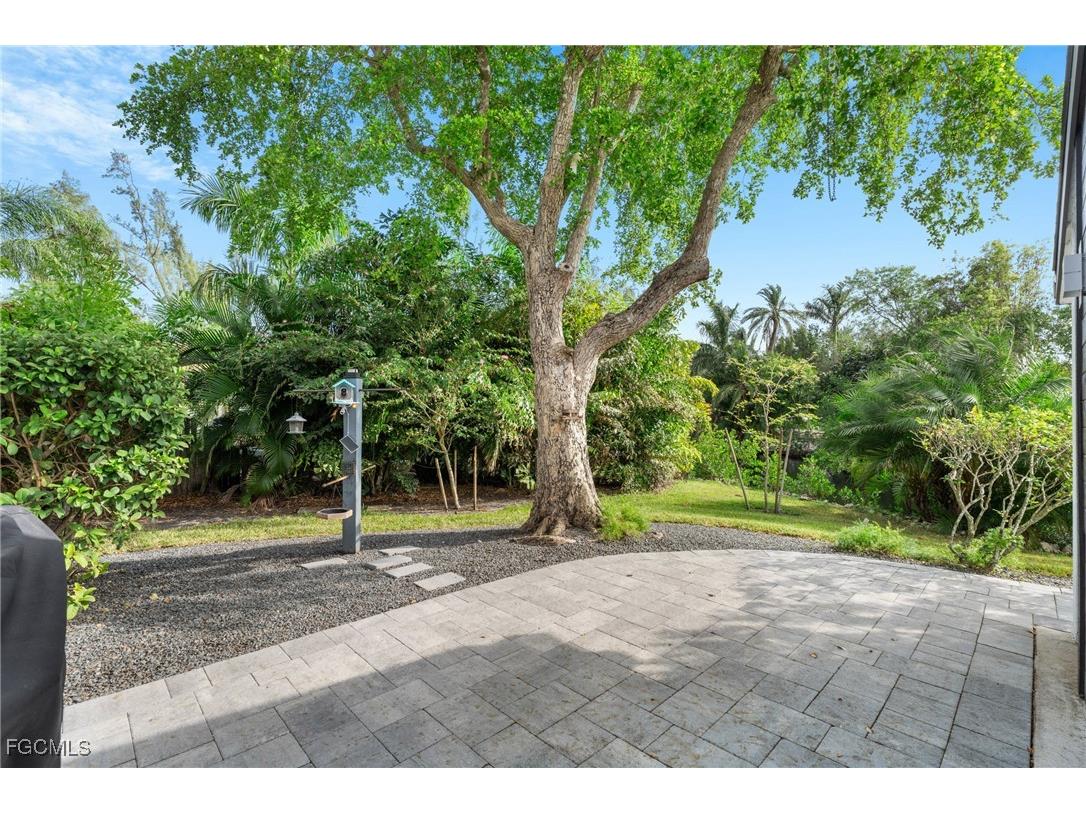 15600 Light Blue Circle Fort Myers FL 33908 2025010763 image46