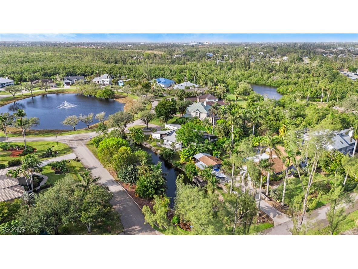 15600 Light Blue Circle Fort Myers FL 33908 2025010763 image48