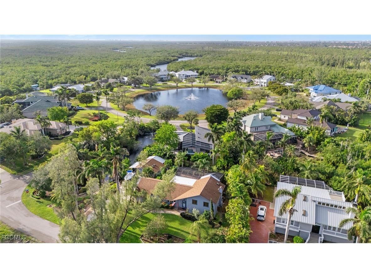 15600 Light Blue Circle Fort Myers FL 33908 2025010763 image50