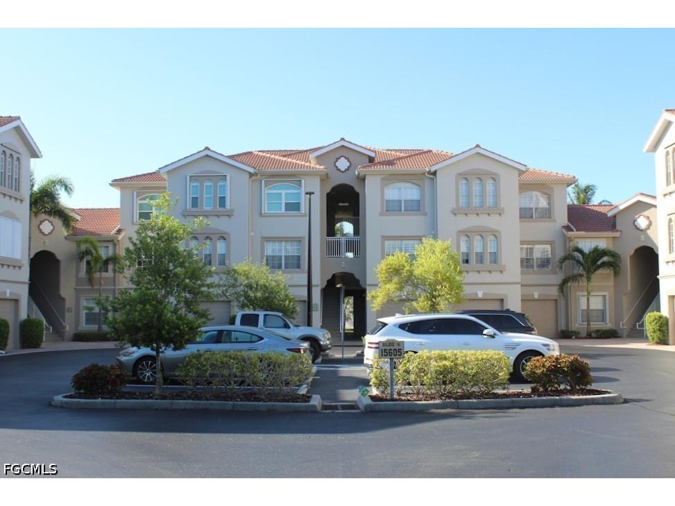 15605 Ocean Walk Circle #303 Fort Myers FL 33908 2026020473 image2