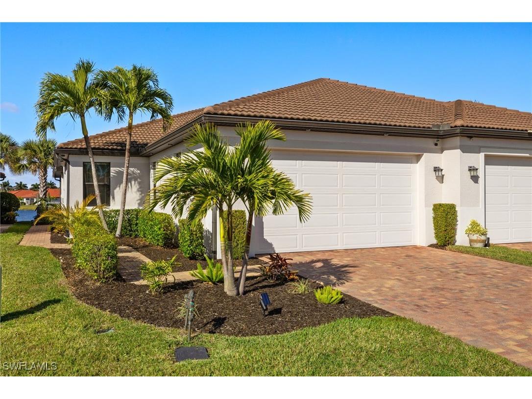 1561 Oceania Drive S Naples FL 34113 225016769 image1