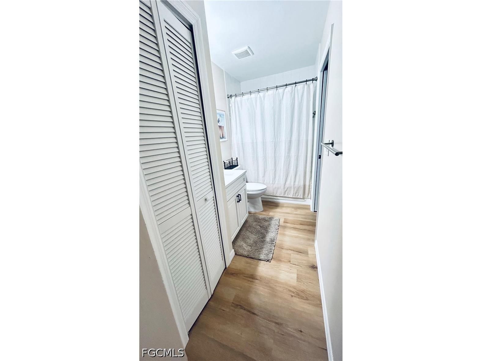 15610 Crystal Lakes Drive #101 North Fort Myers FL 33917 2026018765 image8