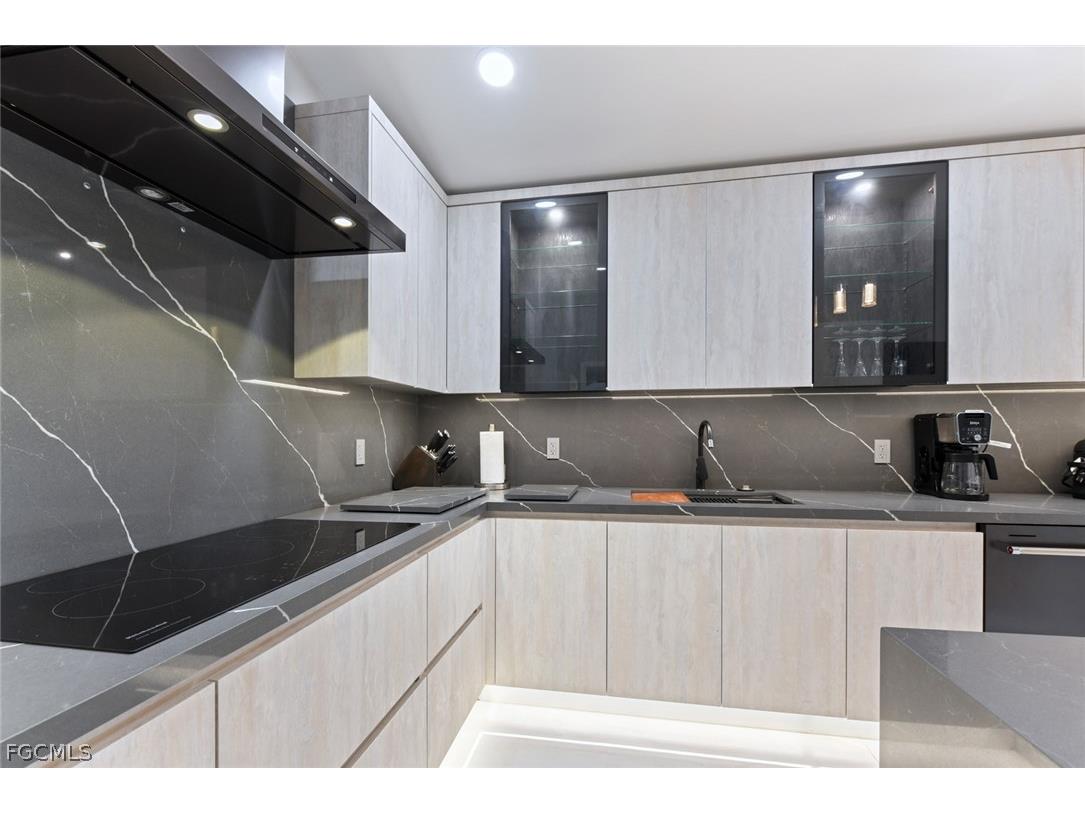 15613 Beachcomber Avenue Fort Myers FL 33908 2026007725 image16