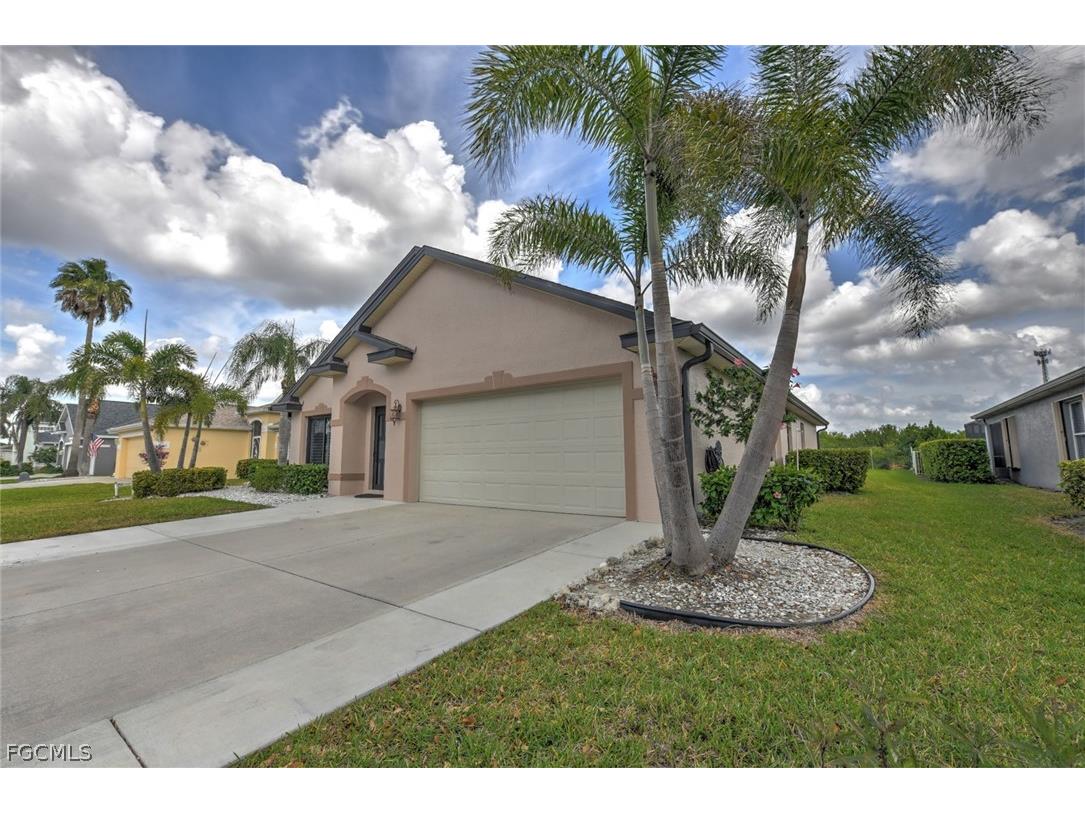 15613 Beachcomber Avenue Fort Myers FL 33908 2026007725 image2