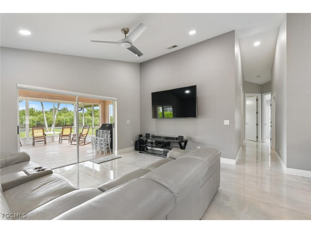 15613 Beachcomber Avenue Fort Myers FL 33908 2026007725 image22