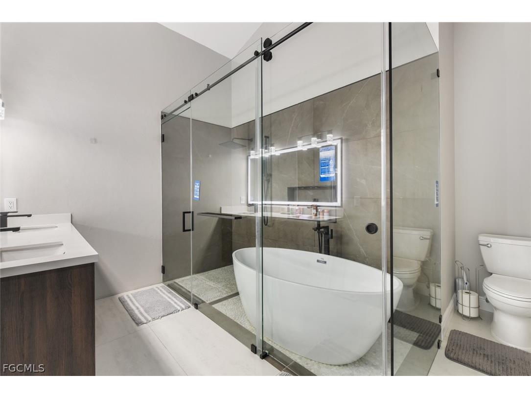 15613 Beachcomber Avenue Fort Myers FL 33908 2026007725 image38