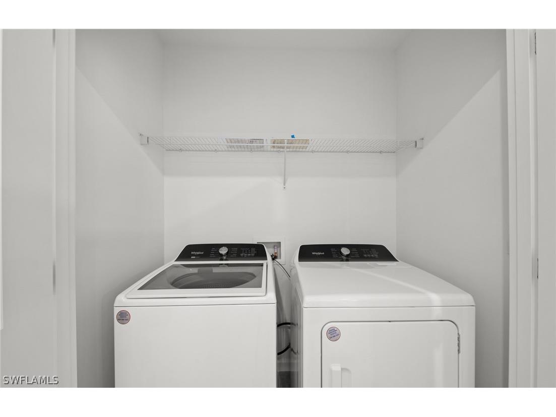 1562 Lake Jessup Circle Cape Coral FL 33909 226012340 image27