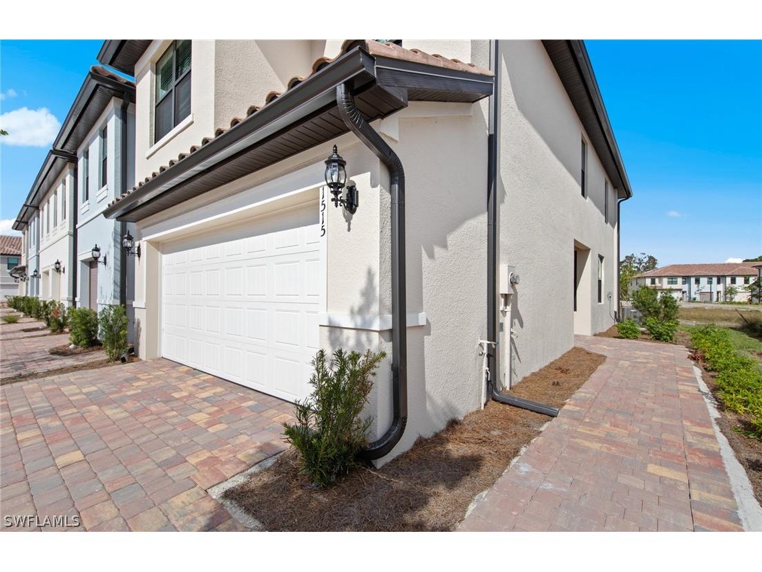 1562 Lake Jessup Circle Cape Coral FL 33909 226012340 image3