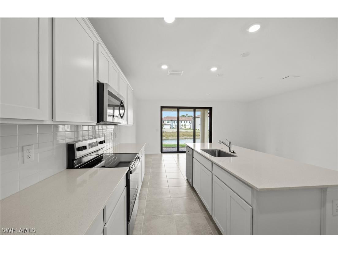 1562 Lake Jessup Circle Cape Coral FL 33909 226012340 image9