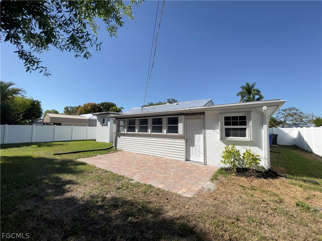 1562 Ransom Street Fort Myers FL 33901 2026013249 image2