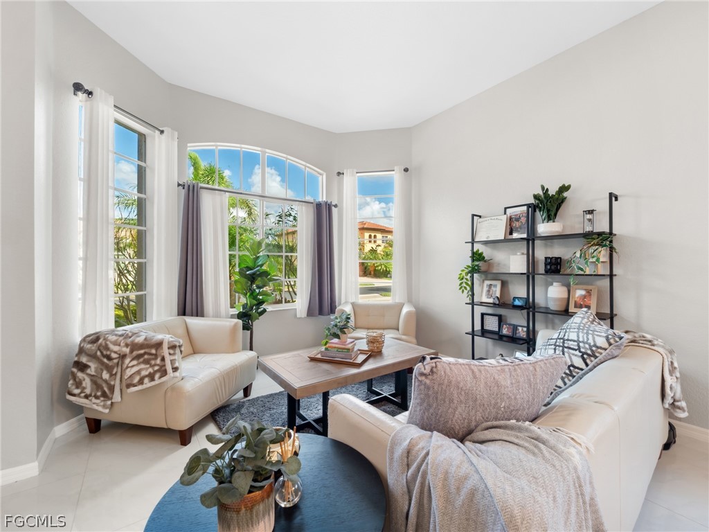 15620 Laguna Hills Drive Fort Myers FL 33908 2026009411 image4