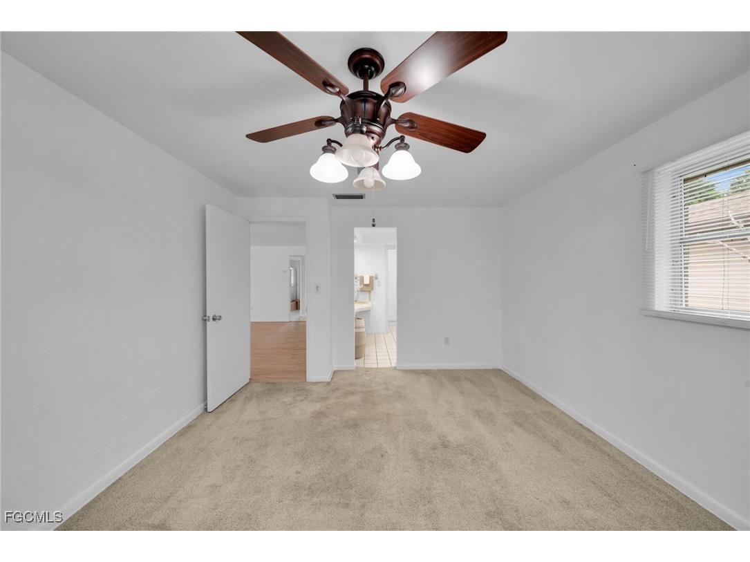 1563 Covington Circle E Fort Myers FL 33919 2025012457 image20