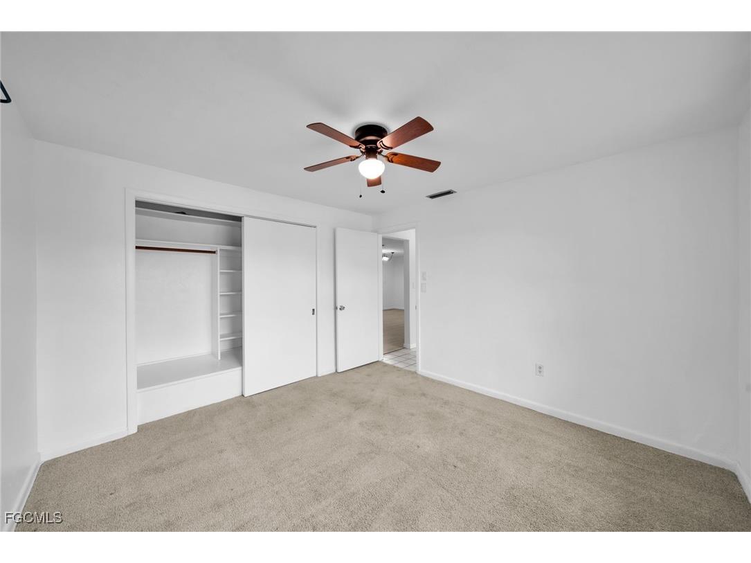 1563 Covington Circle E Fort Myers FL 33919 2025012457 image25