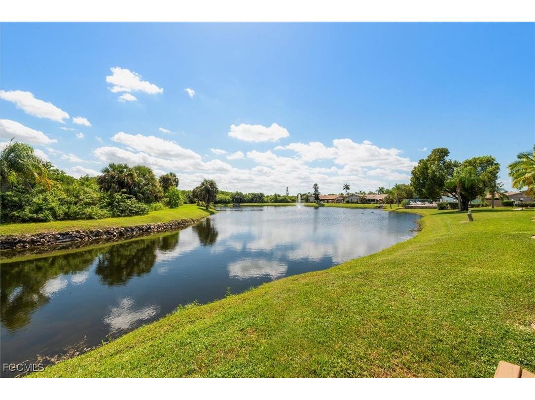 15630 Crystal Lake Drive #102 North Fort Myers FL 33917 2025013884 image16