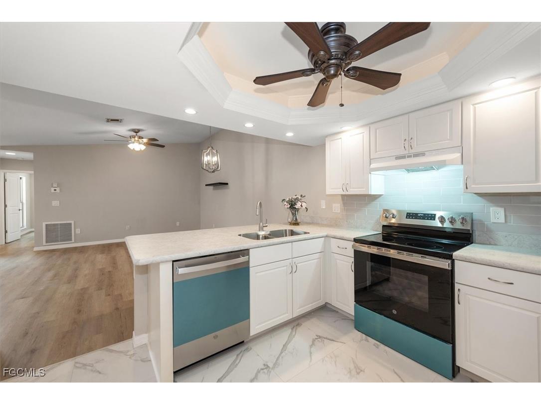 15630 Crystal Lake Drive #102 North Fort Myers FL 33917 2025013884 image6