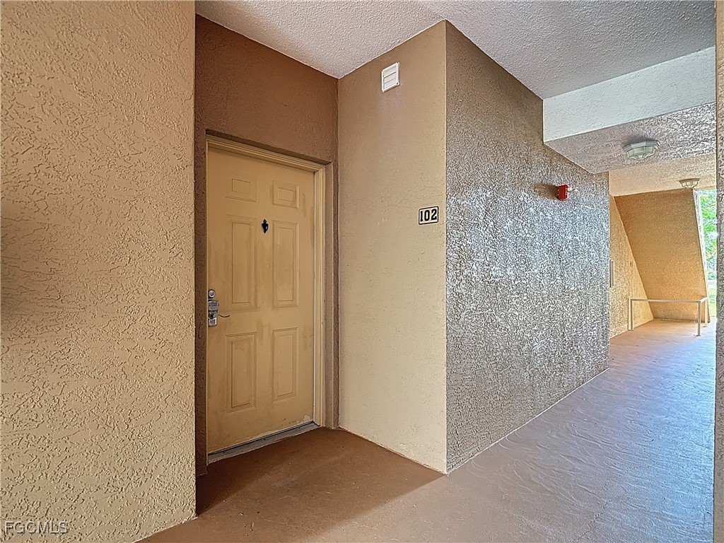 15630 Ocean Walk Circle #102 Fort Myers FL 33908 2025019923 image3
