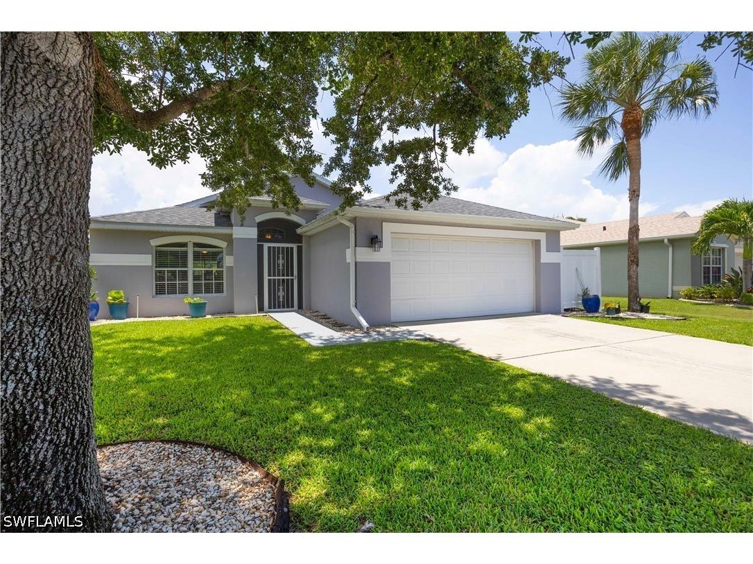 15633 Beachcomber Avenue Fort Myers FL 33908 226024050 image1