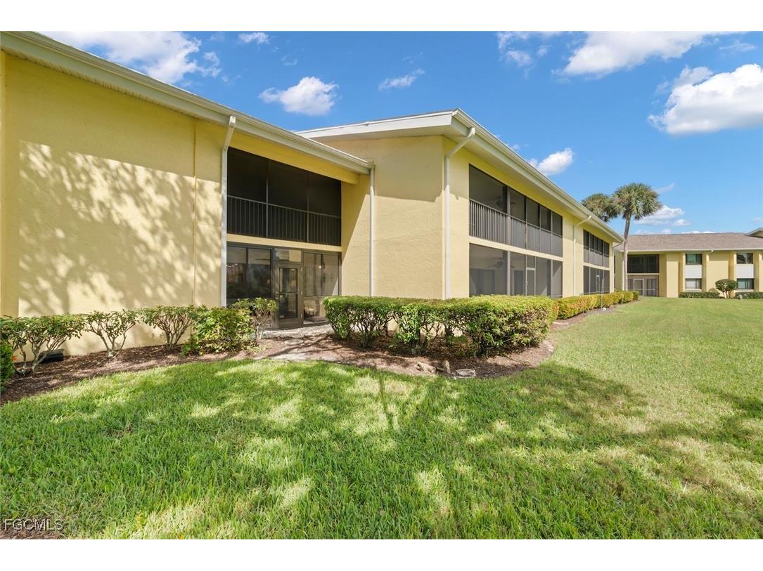 15634 Carriedale Lane #4 Fort Myers FL 33912 2025013826 image35