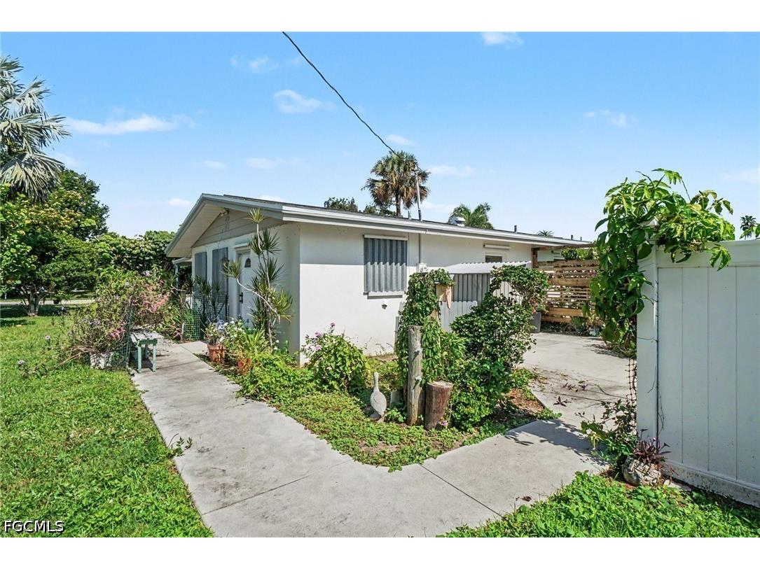 1564 Ixora Drive North Fort Myers FL 33917 2026029294 image14