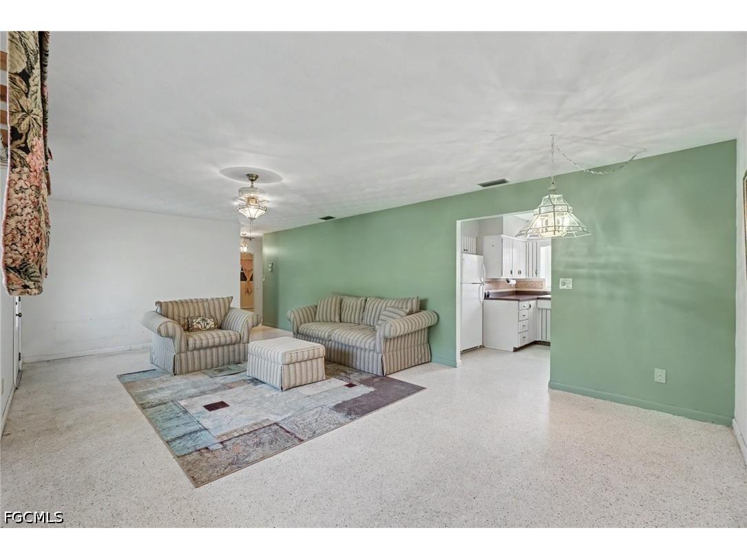 1564 Ixora Drive North Fort Myers FL 33917 2026029294 image5