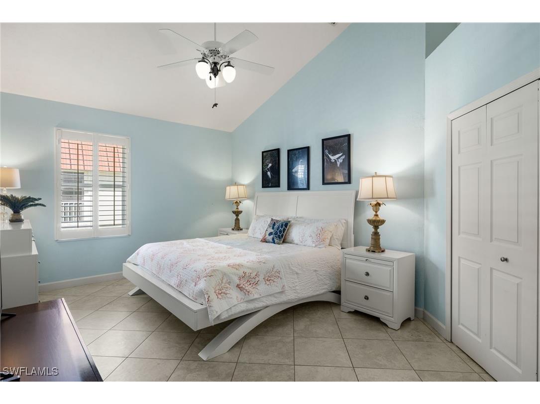 1564 Middle Gulf Drive Sanibel FL 33957 225056213 image18