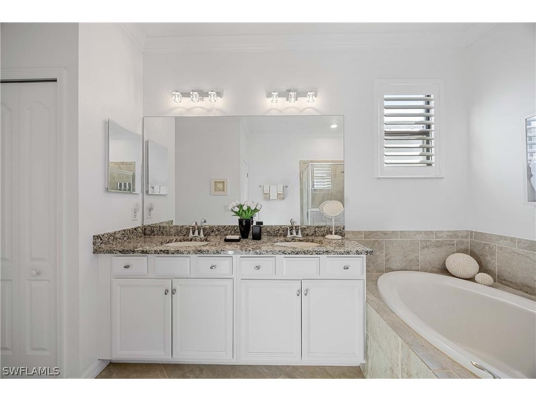 1564 Vizcaya Lane Naples FL 34113 226002637 image15