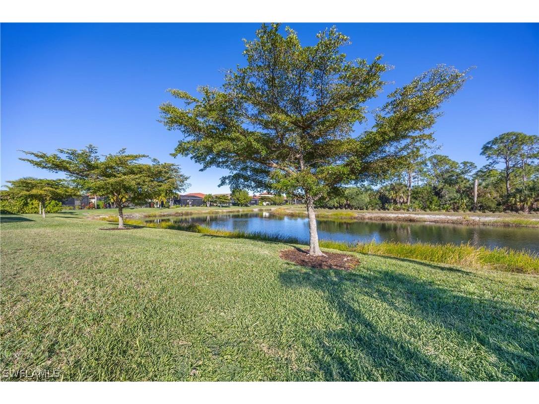 1564 Vizcaya Lane Naples FL 34113 226002637 image24