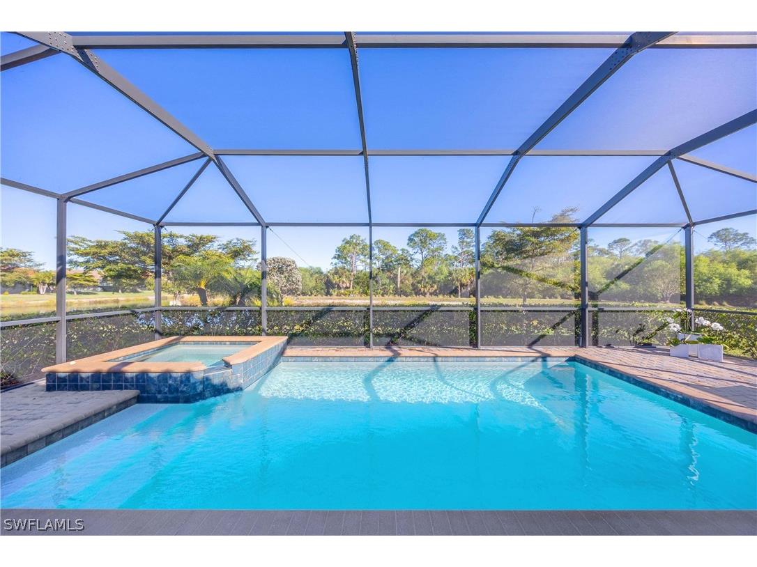 1564 Vizcaya Lane Naples FL 34113 226002637 image3