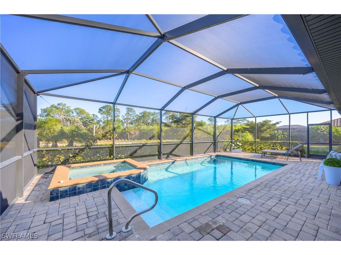 1564 Vizcaya Lane Naples FL 34113 226002637 image4