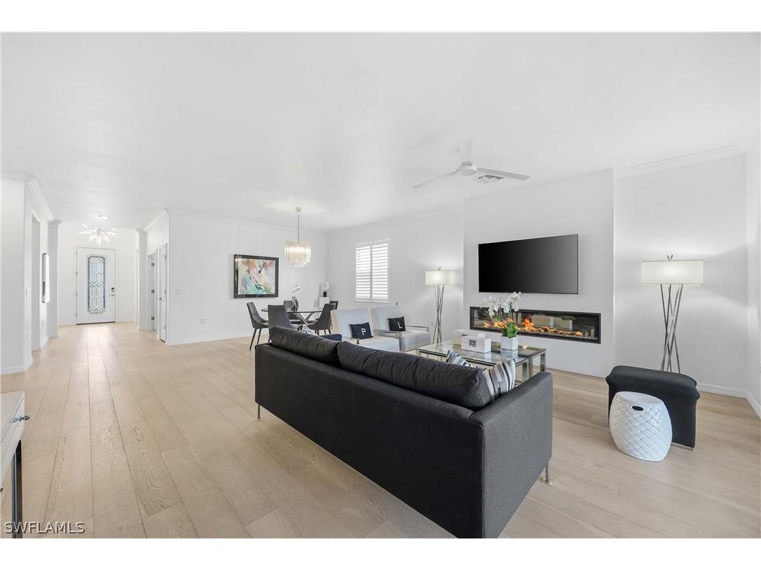 1564 Vizcaya Lane Naples FL 34113 226002637 image8