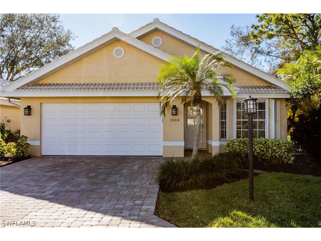 1564 Weybridge Circle #30 Naples FL 34110 223002988 image1