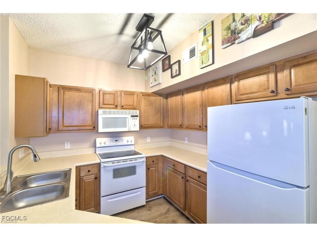 15655 Ocean Walk Circle #202 Fort Myers FL 33908 2026002830 image5