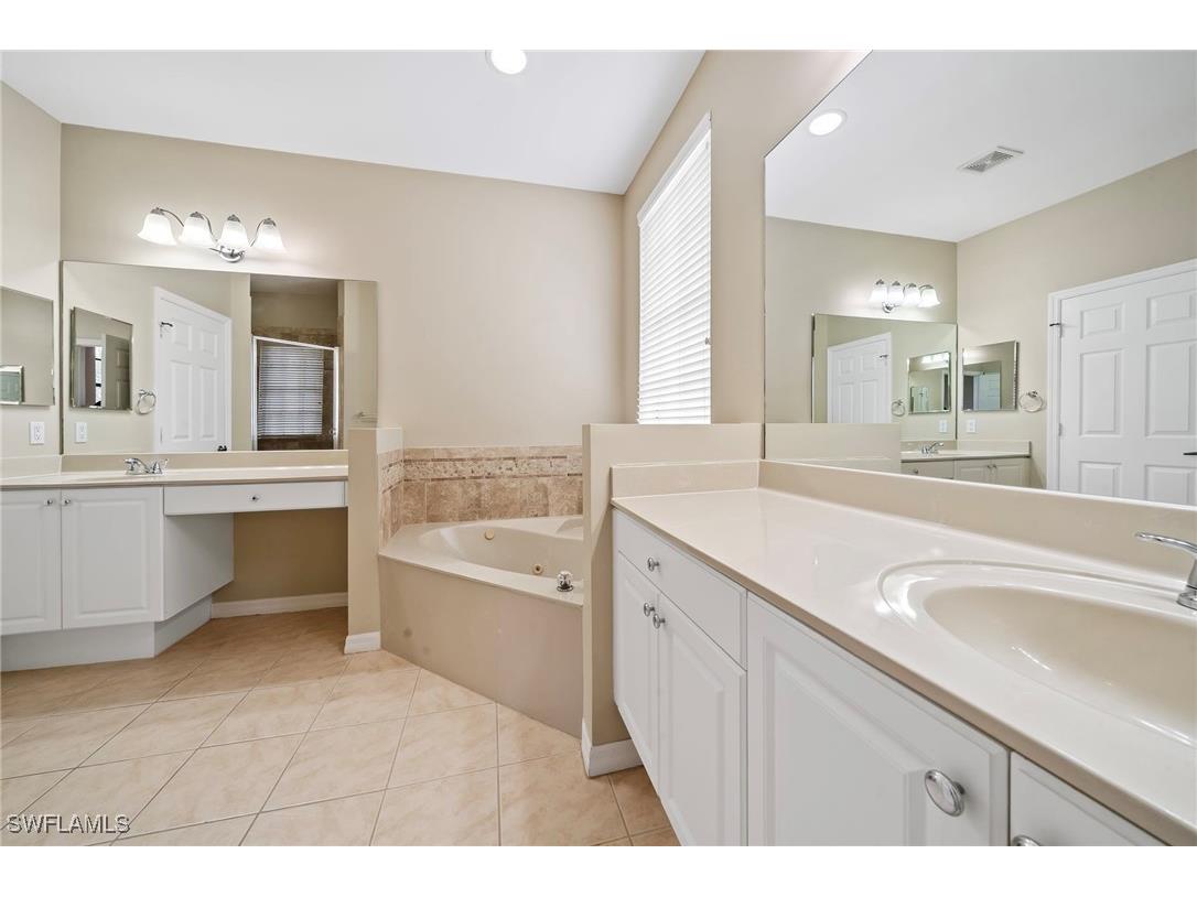 15662 Summit Place Circle #385 Naples FL 34119 225068232 image26