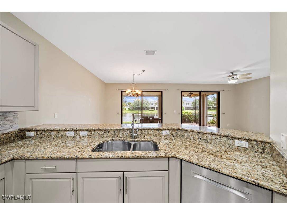 15662 Summit Place Circle #385 Naples FL 34119 225068232 image8