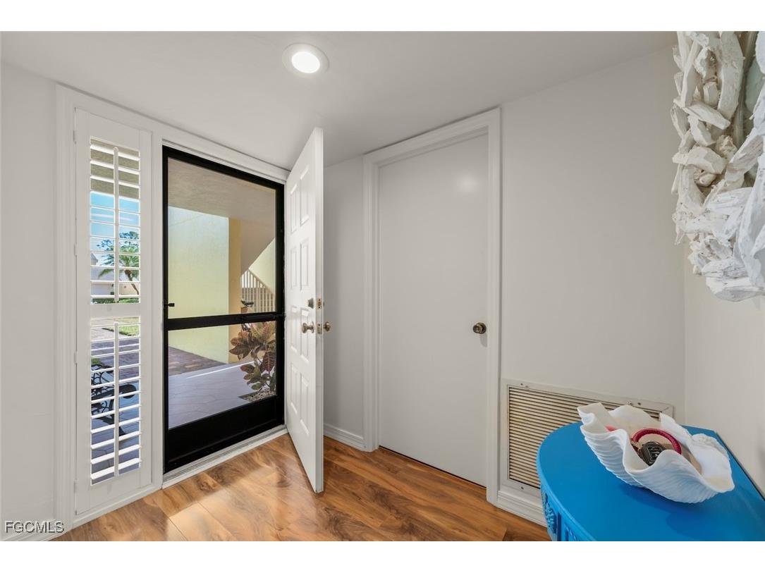 15664 Carriedale Lane #2 Fort Myers FL 33912 2026006505 image4