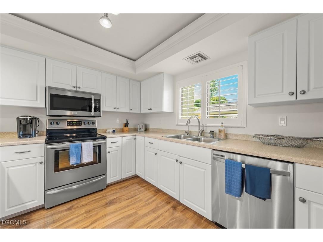 15664 Carriedale Lane #2 Fort Myers FL 33912 2026006505 image7