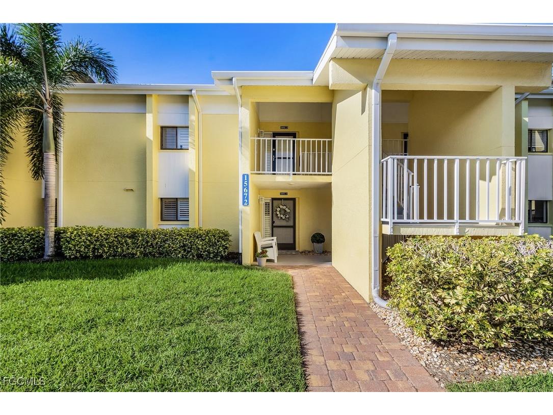 15672 Carriedale Lane #4 Fort Myers FL 33912 2025018112 image4