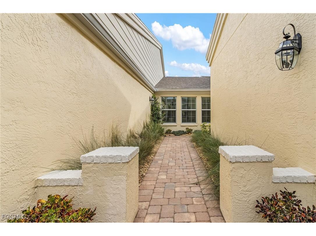 15673 Carriedale Lane Fort Myers FL 33912 2025020955 image3