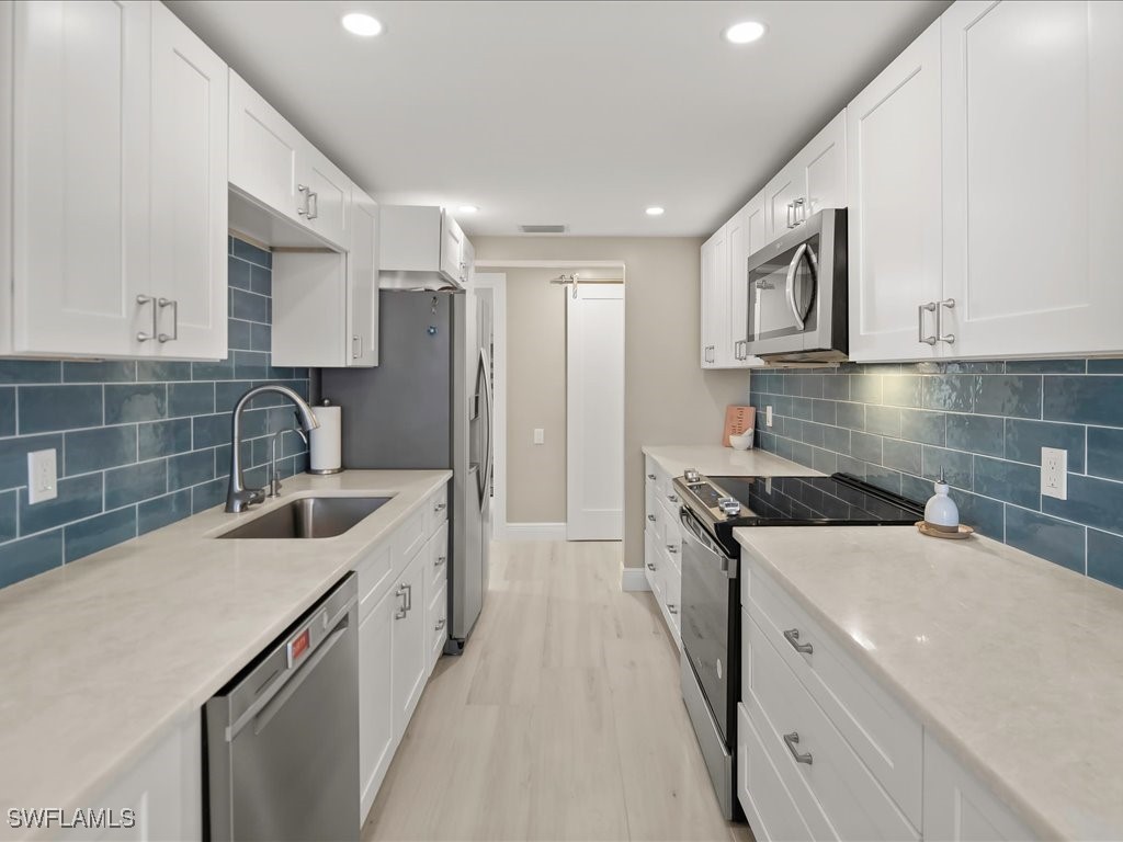 1568 Gulf Shore Boulevard N #4 Naples FL 34102 225079862 image13