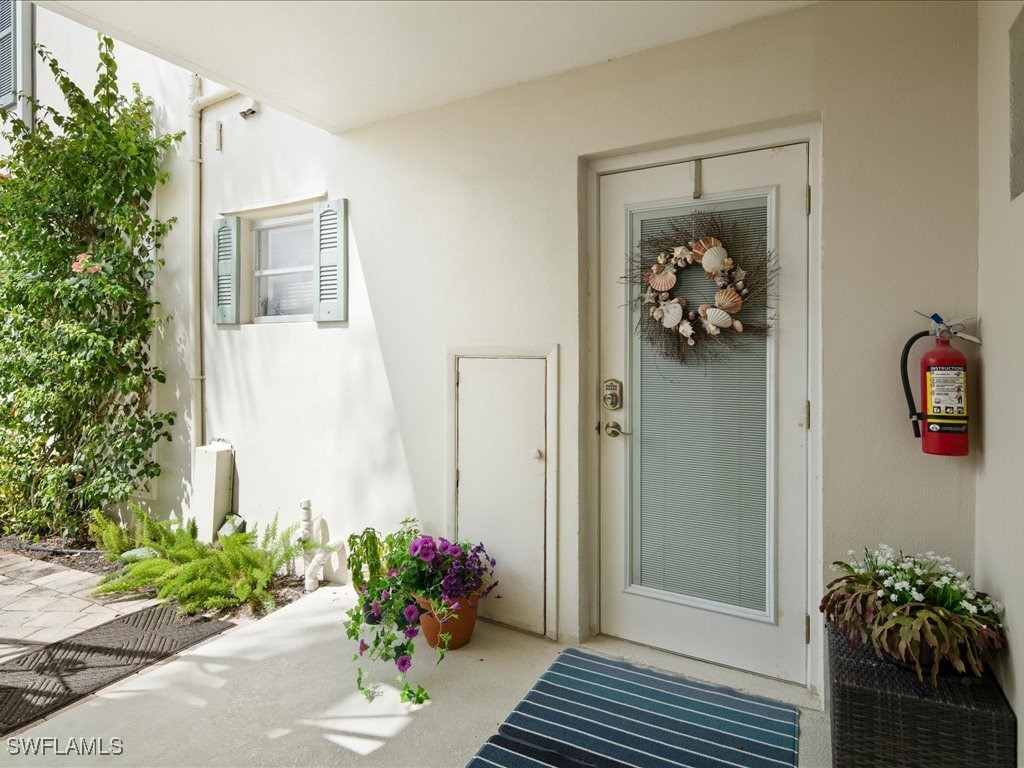 1568 Gulf Shore Boulevard N #4 Naples FL 34102 225079862 image17